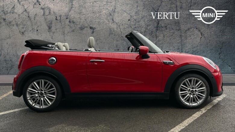 MINI Convertible 2.0 Cooper S Exclusive 2dr Auto [Comfort/Nav Pack] Petrol Convertible